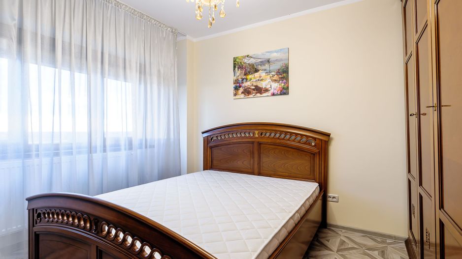 Apartament modern -3 camere, zona Intim - Poză 8