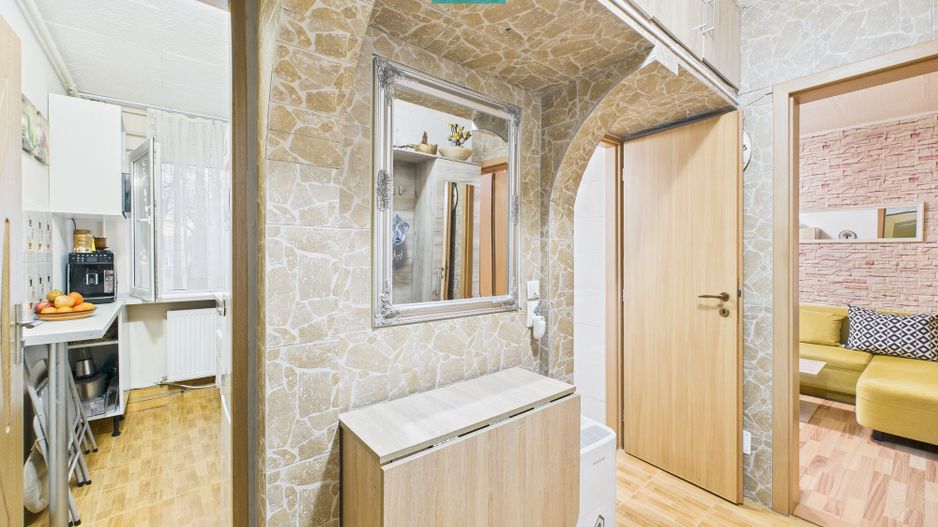 Apartament cu 2 camere la parter în Vlaicu - Poză 2