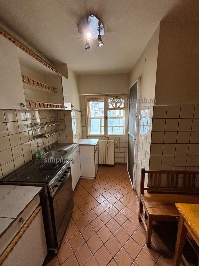 Unirii Decebal 3 camere decomandat 80 mp - Poză 13