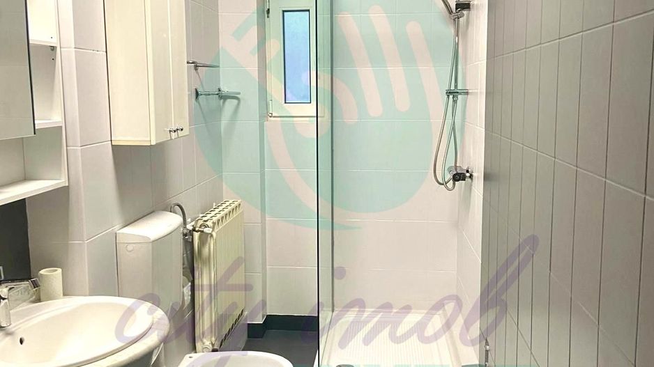Apartament  3 CAMERE in bloc boutique-CENTRALA PROPRIE-80 mp - Poză 10