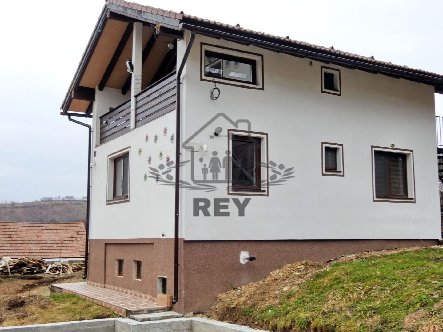 Casa de vacanta / Pensiune de vânzare la 12km de Sibiu - Poză 16