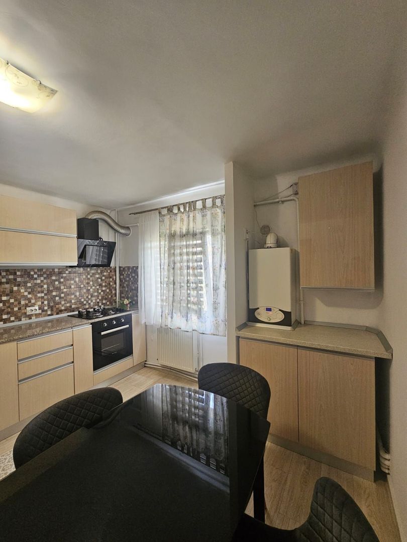 Apartament 3 camere, decomandat- 1 Mai, Sara - Poză 16