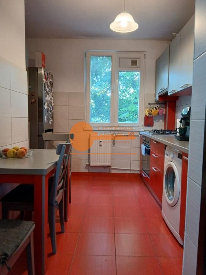 3 Camere in zona Valea Ialomitei-Metrou 8 minute - Poză 16