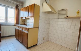 Apartament cu 2 camere, decomandat, Rogerius - Poză 3