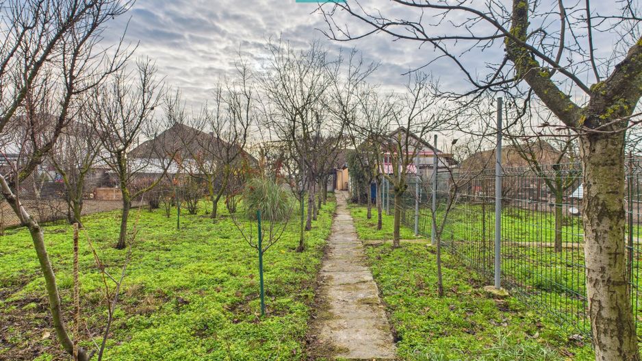 Casă cu teren 930 mp în Becicherecu Mic - Poză 24