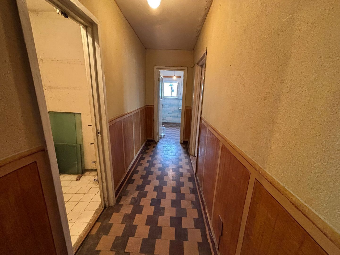Apartament cu 3 camere (Reghin) - Poză 3