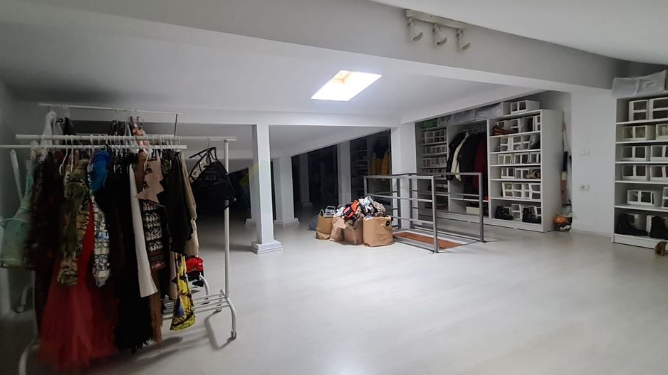 Vilă elegantă, complet mobilată, cu grădină  – Paris Residence, Tunari - Poză 27