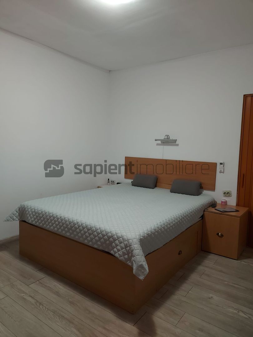 Casa cu 4 camere in Iosia - Poză 6