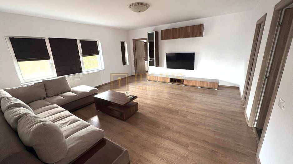 Apartament la curte, 2 băi, loc de parcare, zona linistita, dressing - Poză 1