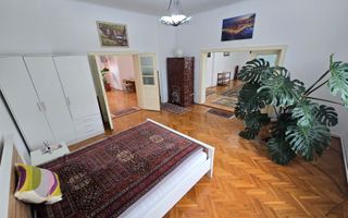 Apartament 4 camere 156 mpu zona Centrala Garaj Pivnita - Poză 1