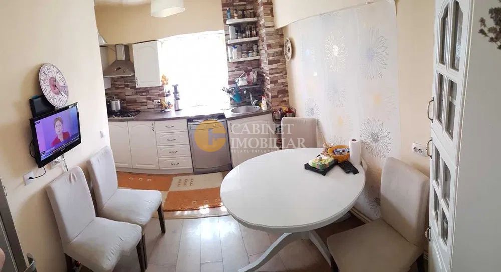 Nicolina- 4 Camere Decomandat -Etaj Intermediar 110 Mp  Bloc 1994 - Poză 5