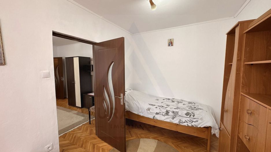 Apartament 2 camere centrală termică si calorifere noi Mihai Viteazu - Poză 6