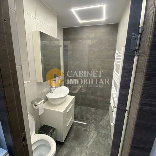 PODU ROS - 3 CAMERE - RENOVAT- ETAJ INTERMEDIAR - FARA RISC - Poză 4