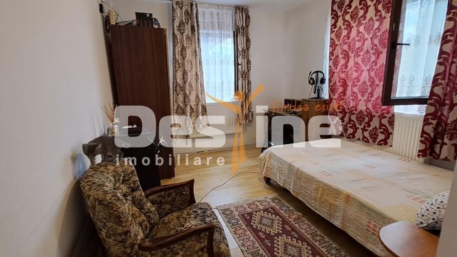 LUNCA CETATUII, CASA individuala , 8 CAMERE - Poză 5