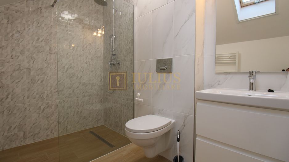 LOFT amenajat modern, 2 bai. Zona de sud. - Poză 15