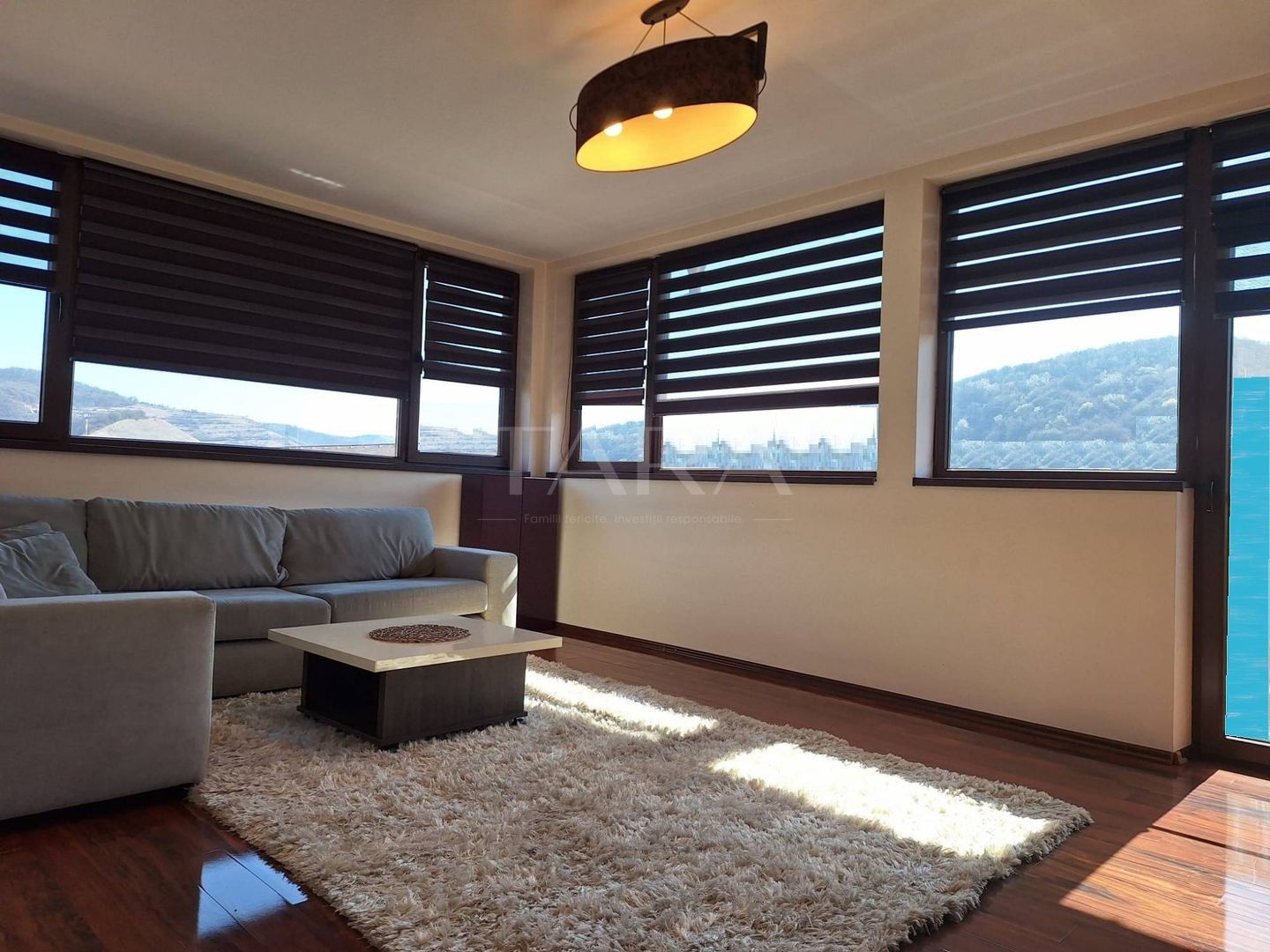 Apartament cu scara interioara, 109 mp, Florești, 2 balcoane - Poză 1