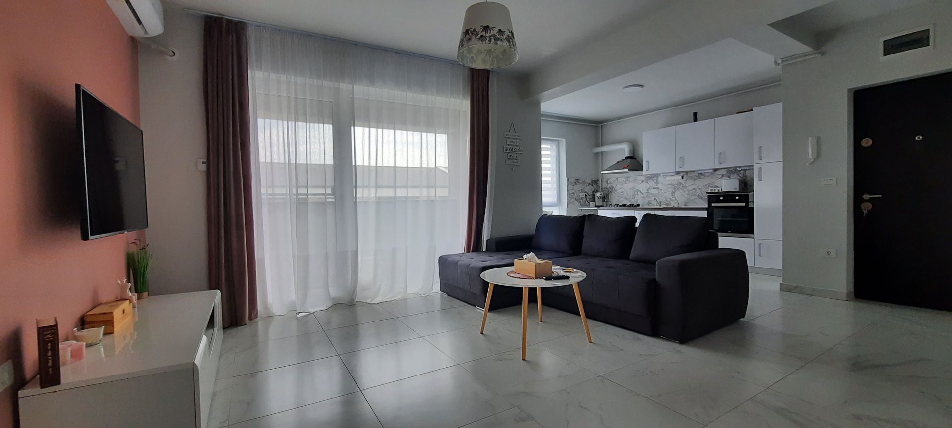 Apartament cu 2 camere si  2 locuri de parcare - Poză 2