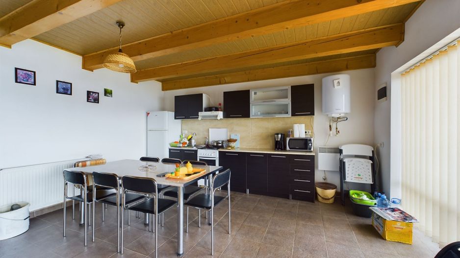 Casa de vacanță lângă lacul Surduc! - Poză 10