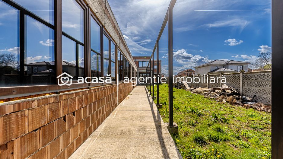 Pret redus Cladire cu potențial multiplu în Sânnicolau Mic Comision 0 - Poză 7