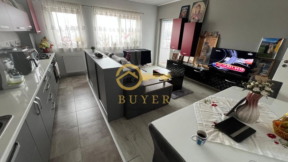 Apartament cu 3 cam mobilat si utilat- Etaj 2, balcon- zona Brana - Poză 4