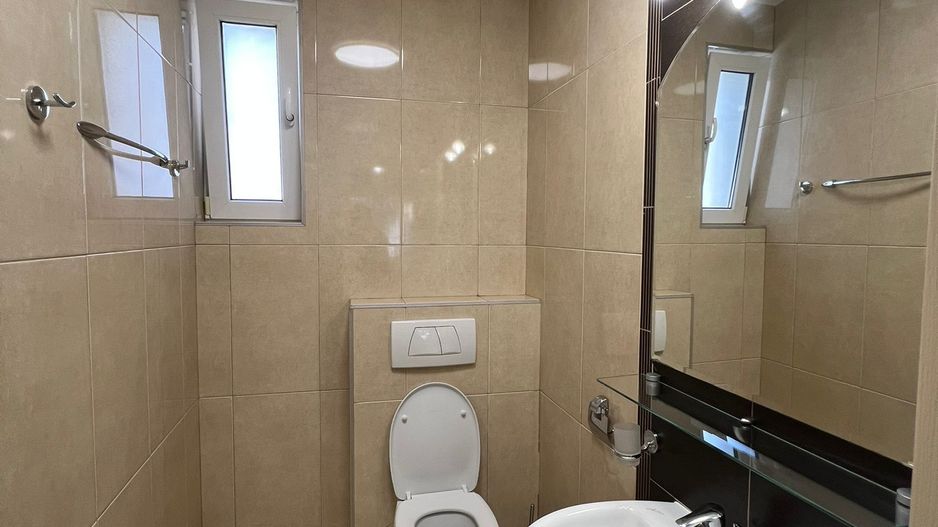 De inchiriat! Apartament spatios, zona exceptionala! - Poză 13