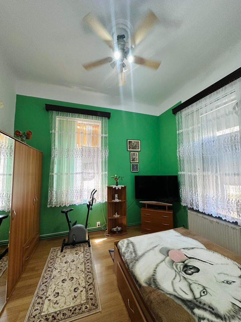 ARMENEASCA - Conectivitate și potențial investitie | 5 camere - Etaj - Poză 4