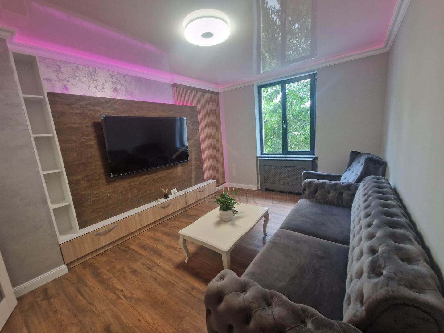 Apartament 2 camere de inchiriat,zona centrala Onesti - Poză 1