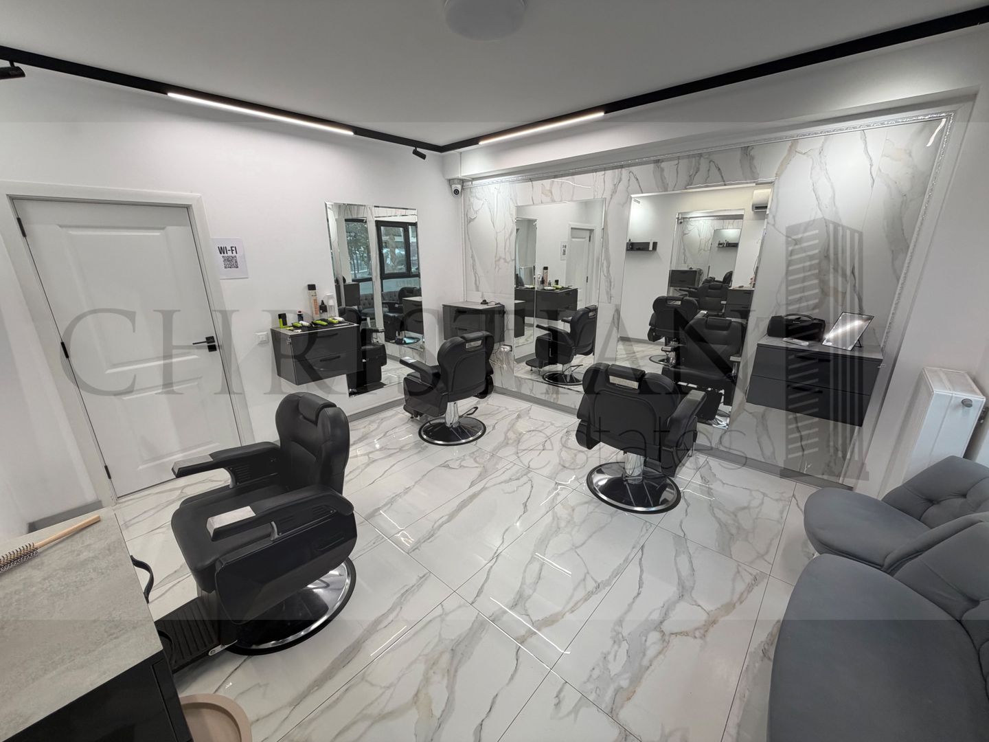 SPATIU COMERCIAL  - Exigent Plaza Faza 4 - SCARA EXTERIOARA - Poză 1