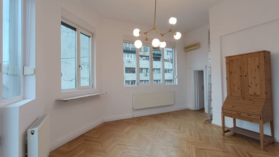 Inchiriem apartament complet renovat zona Universitatii - Poză 8