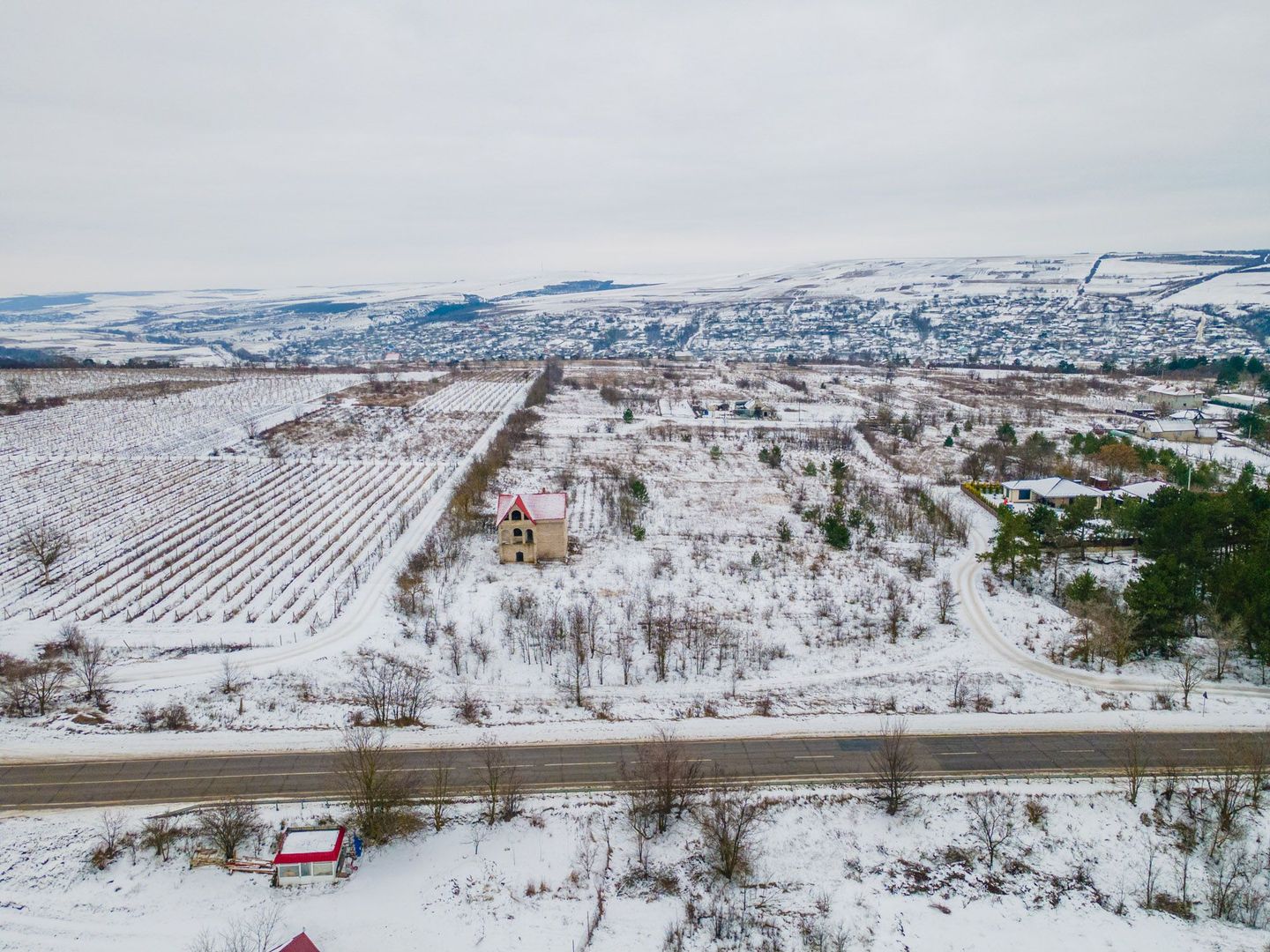 Vânzare, teren de construcții, 37  ari, satul Hrușova, Criuleni - Poză 1