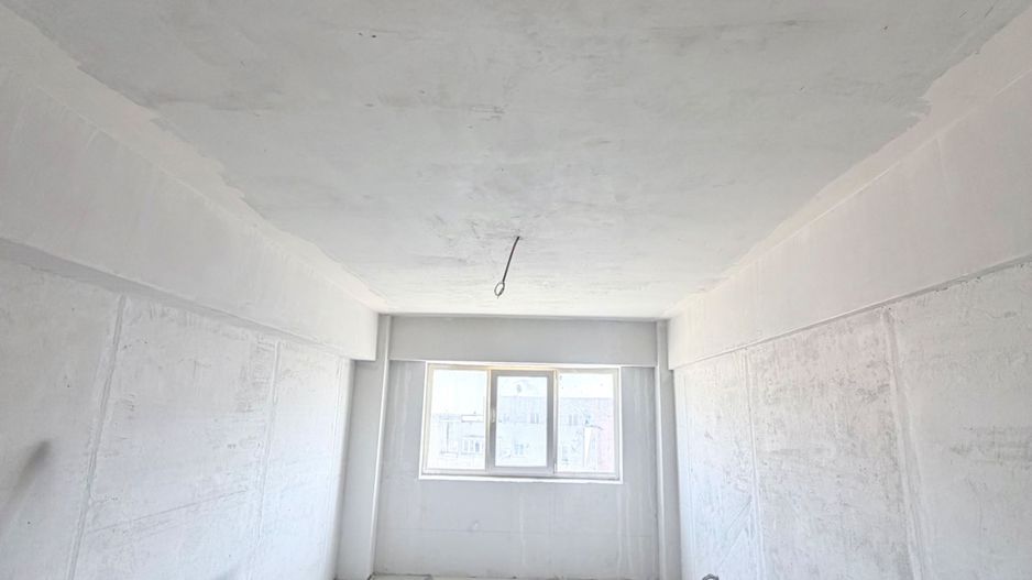 APARTAMENT SPATIOS CU VEDERE PE 2 PARTI - Poză 4