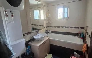 Apartament 2 camere de vânzare, Aviatiei, etaj 3/4, loc parcare inclus - Poză 11