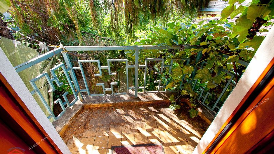 Vila cocheta, situata in centrul istoric al orasului - Poză 20