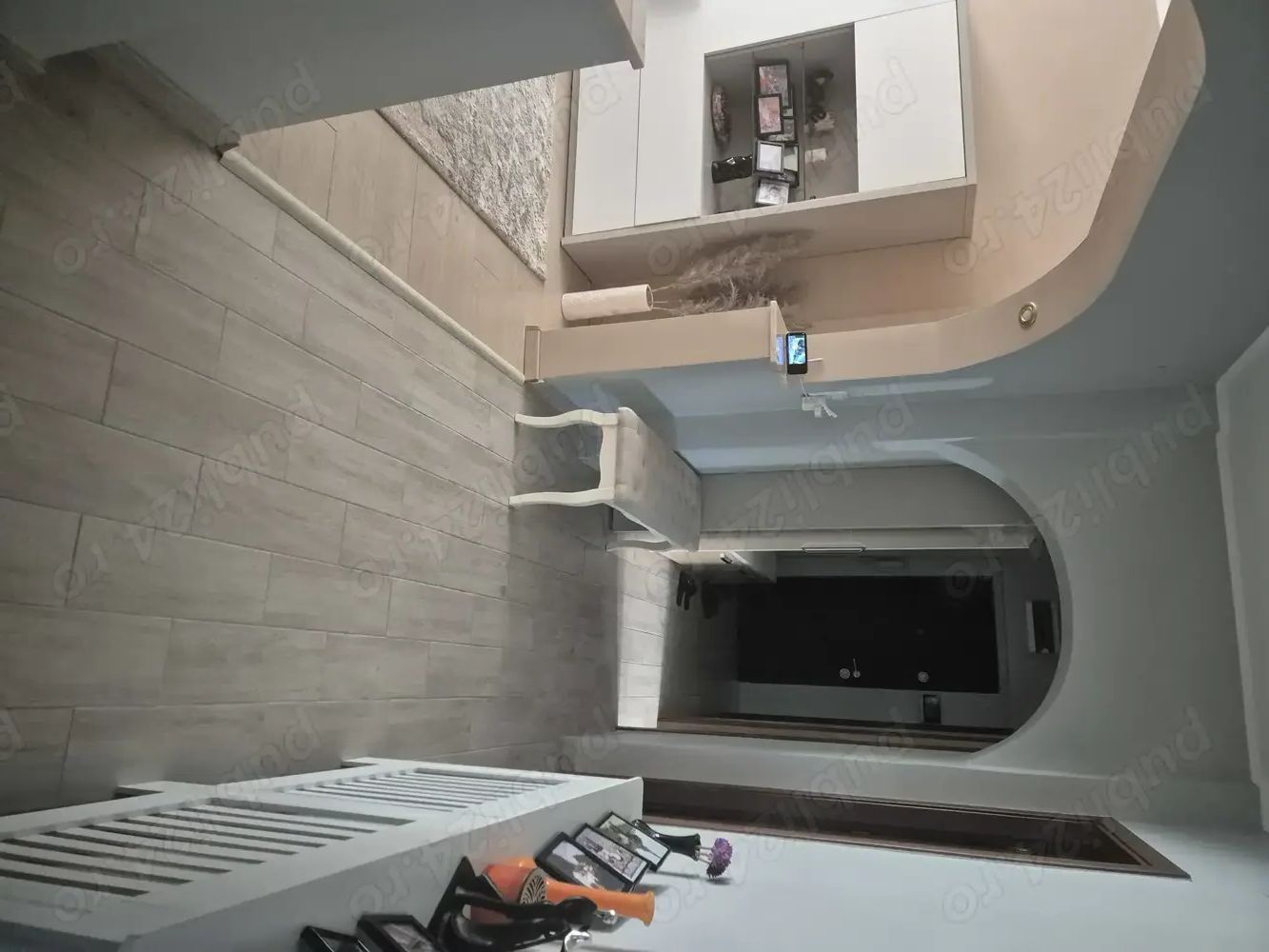 BRASADAS vinde ap 4 cam etaj 1/4 Carpați 2. - Poză 3