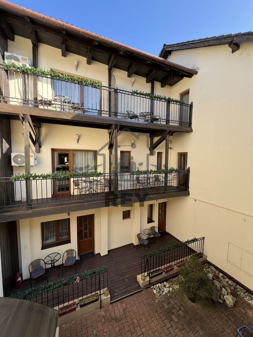 Imobil 650 mp utili, zonă centrală, comercială și trafic intens - Poză 1