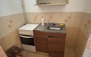 Apartament cu o camera generos zona Dimbovita - Poză 6