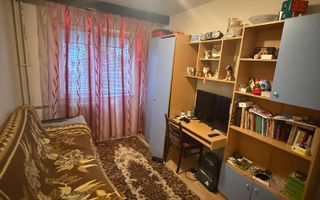 Apartament 3 camere decomandate, 50 mp, Aleea Retezat - Poză 4