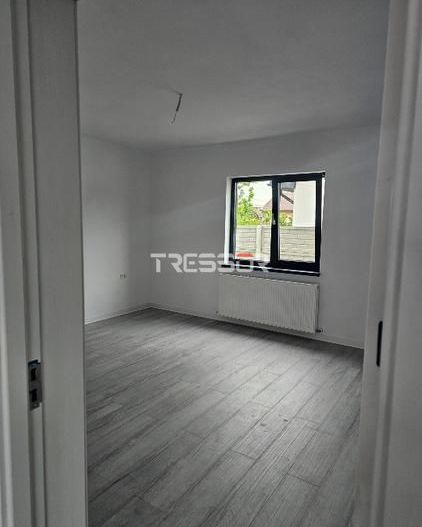 CASĂ  DE VÂNZARE – VALU LUI TRAIAN - Poză 9