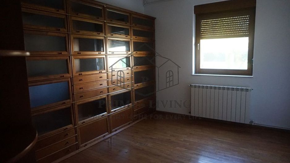 VILA CU 6 CAMERE SI PISCINA LA INCHIRIERE LANGA BRITISH SCHOOL - Poză 7