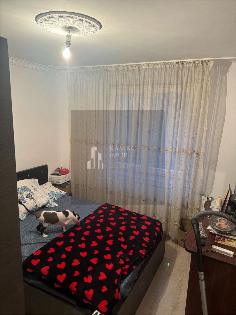 Apartament decomandat 3 camere Dristor - Poză 4