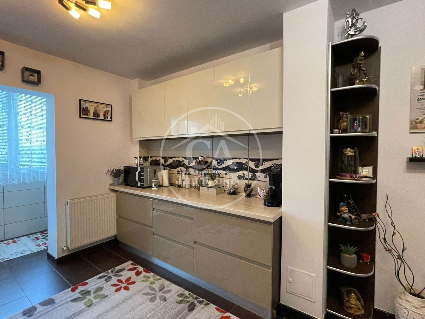 Apartament cu 3 camere de inchiriat in zona Nufarul, Oradea. - Poză 10