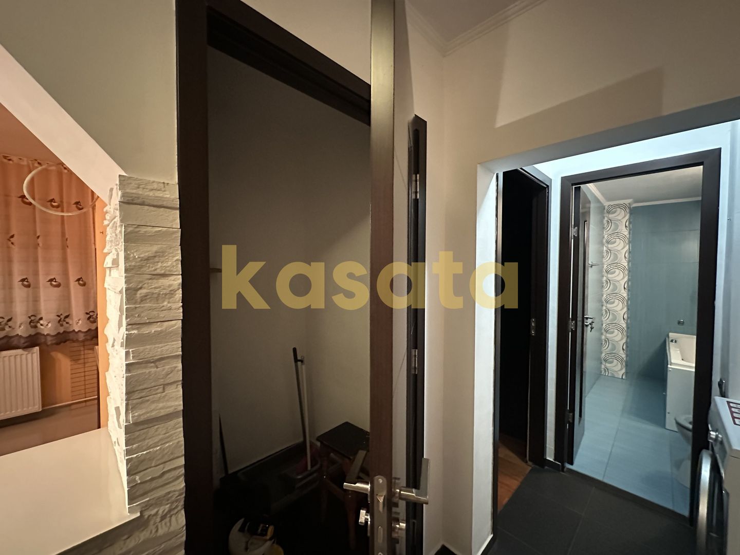 Apartament 2 Camere | Zona Sebastian | Renovat | Bloc reabilitat - Poză 14