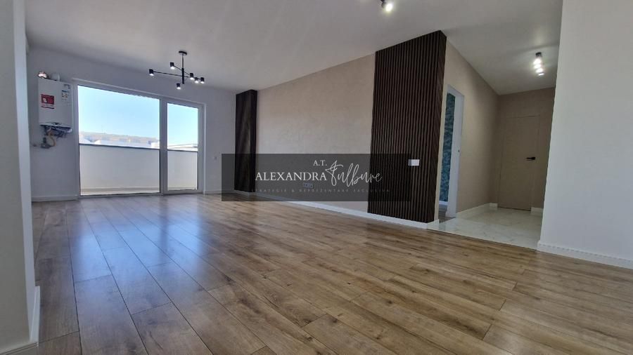 Apartament 2 camere, etaj intermediar, terasa, - Poză 1