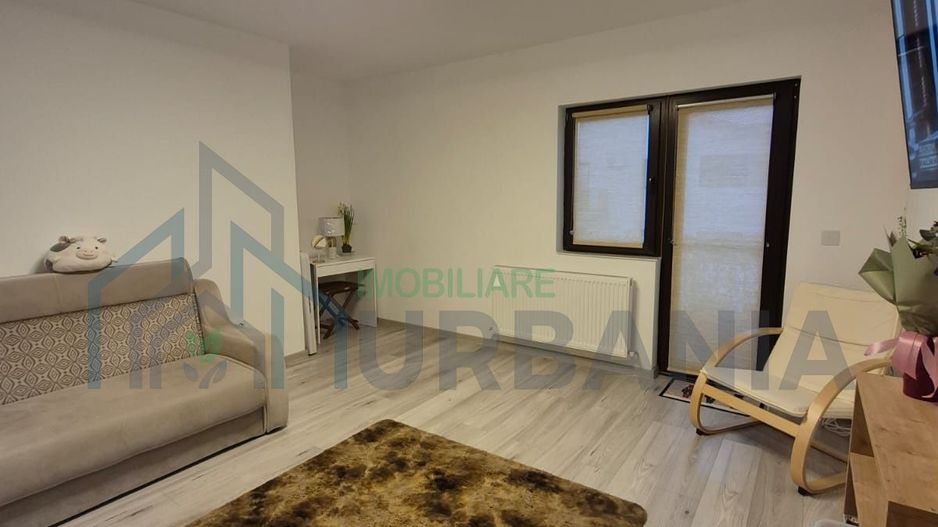 Închiriez apartament 2 camere decomandat, 53 mp, parcare și boxă - Poză 3