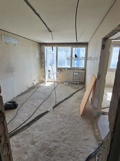 Metrou Iancului 2 camere de renovat - Poză 1