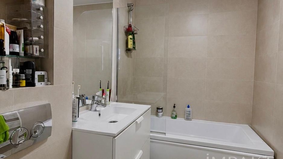 Apartament cu 3 camere in Grigorescu - Poză 5