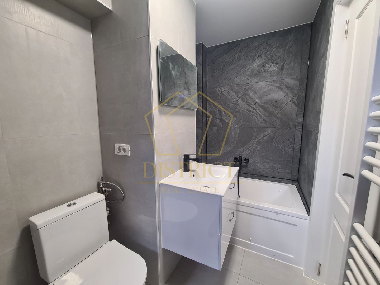 Apartament cu 4 camere renovat integral | Etaj 3 | Calea Sagului - Poză 11