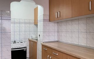 Apartament cu 3 camere | Decomandat | Parcare | Nufărul | Oradea - Poză 7