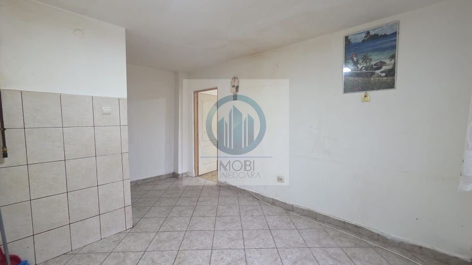 Apartament 2 camere de vanzare parter SU 51 Deva Al. Constructorilor - Poză 5