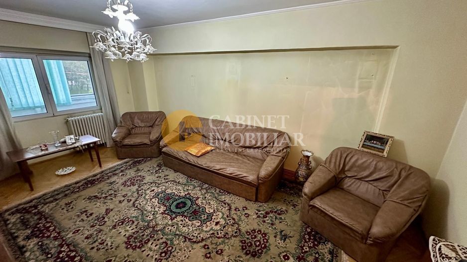 3 Camere Decomandat - Bloc din 1990 - Etaj 1 - Zona Alexandru - Poză 2